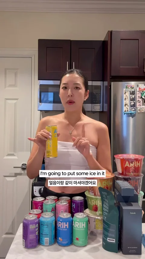 Yeaji presenting Hinok home products and ARIH food and drinks in her kitchen